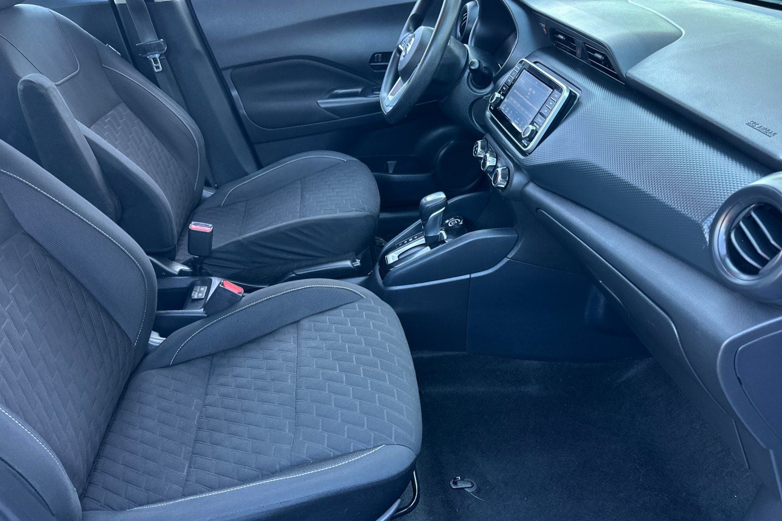 2021 Nissan Kicks S