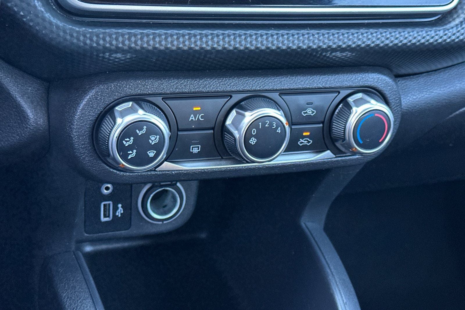 2021 Nissan Kicks S