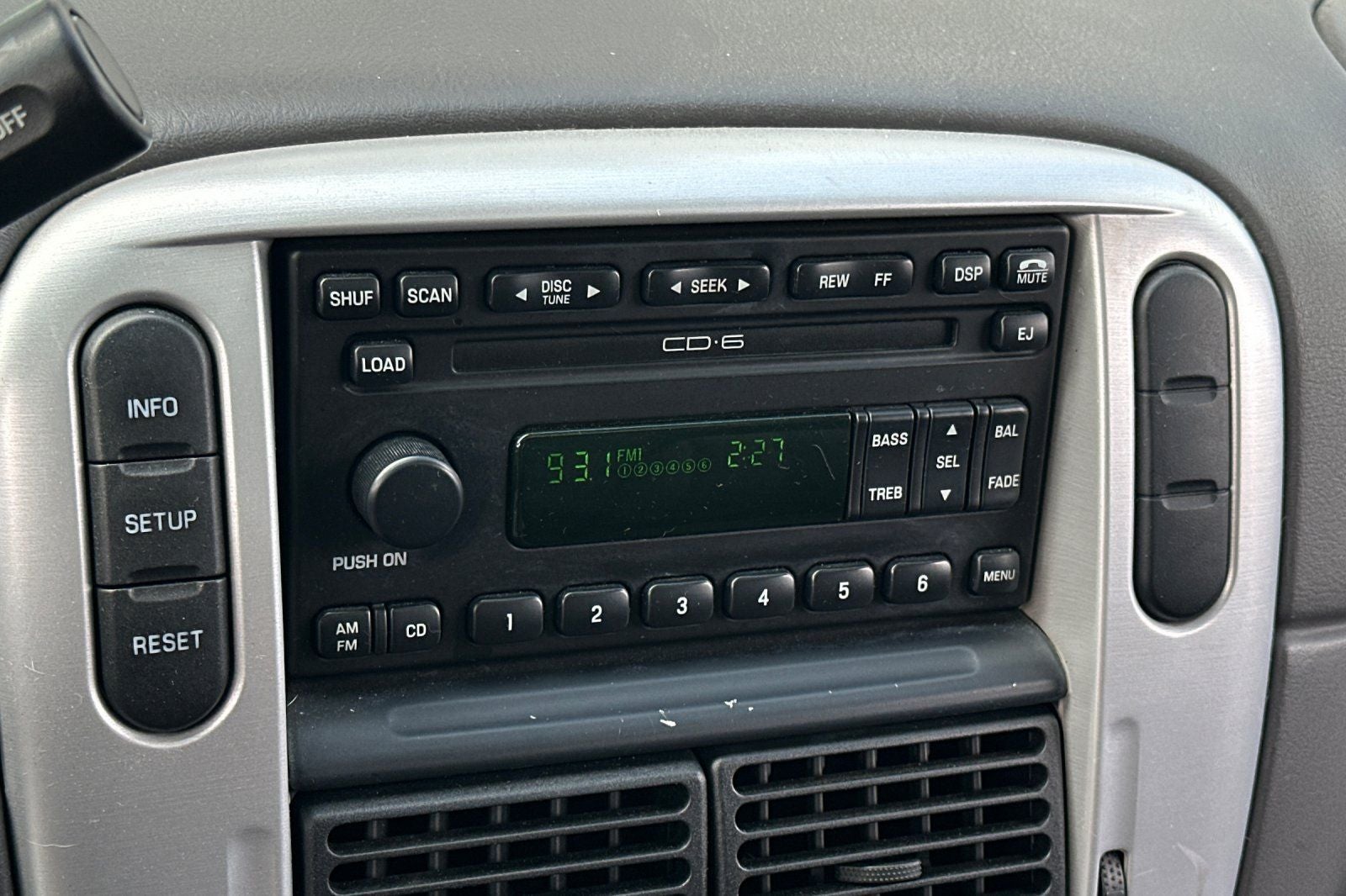 2002 Mercury Mountaineer Base