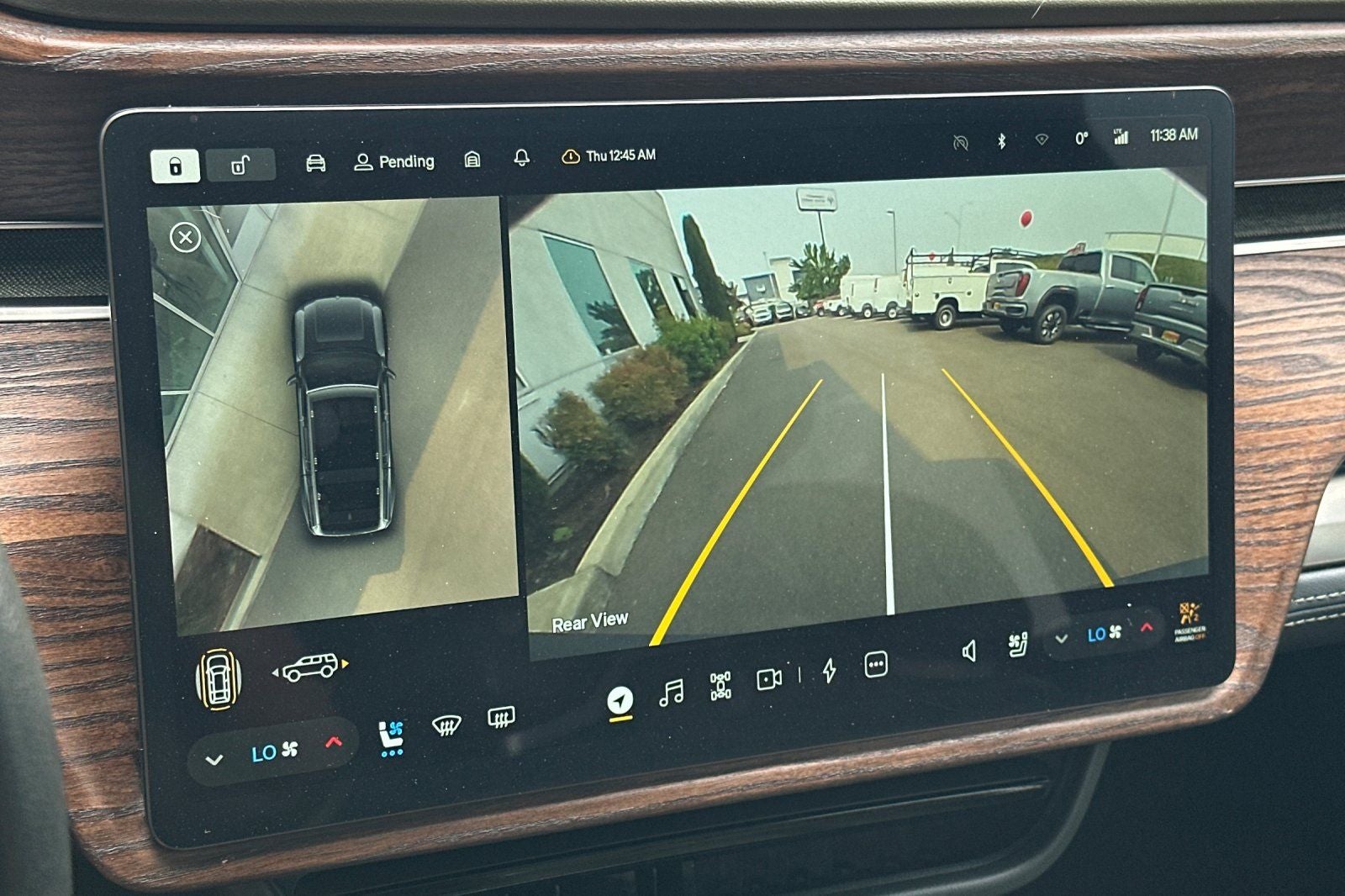 2023 Rivian R1S Adventure