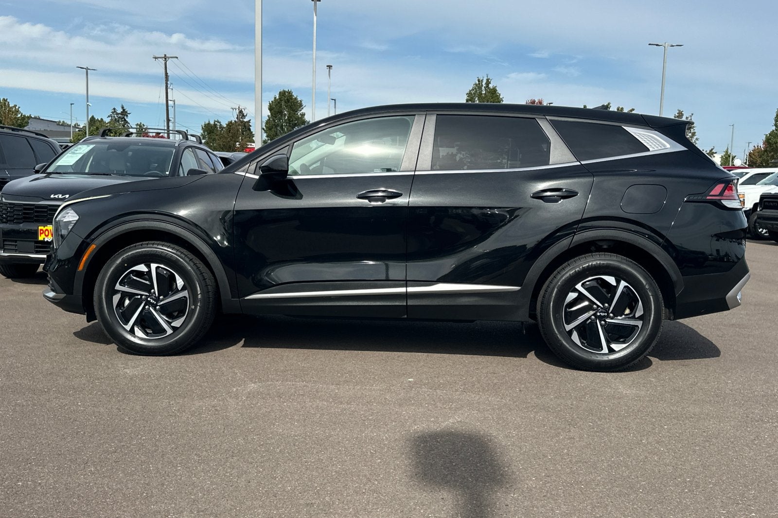 2023 Kia Sportage Hybrid LX