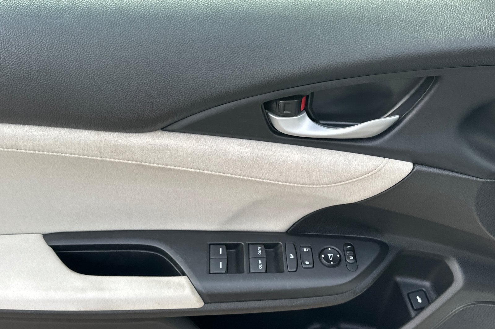 2019 Honda Insight EX