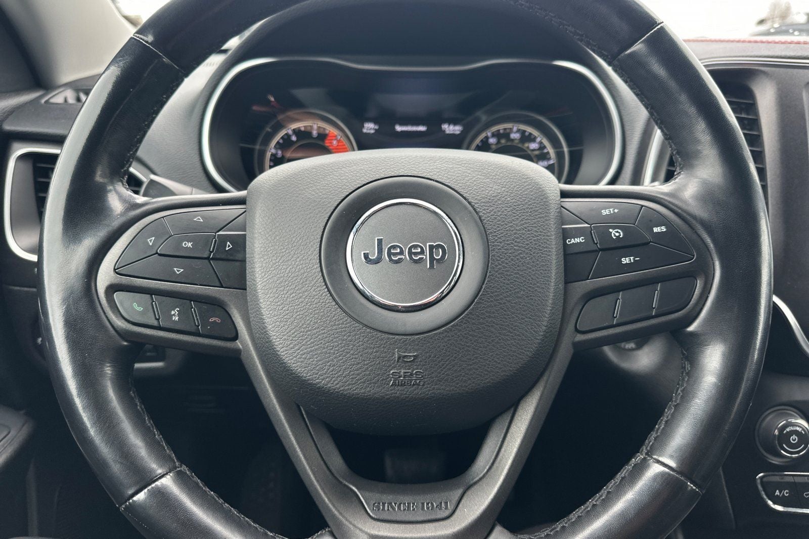 2020 Jeep Cherokee Trailhawk