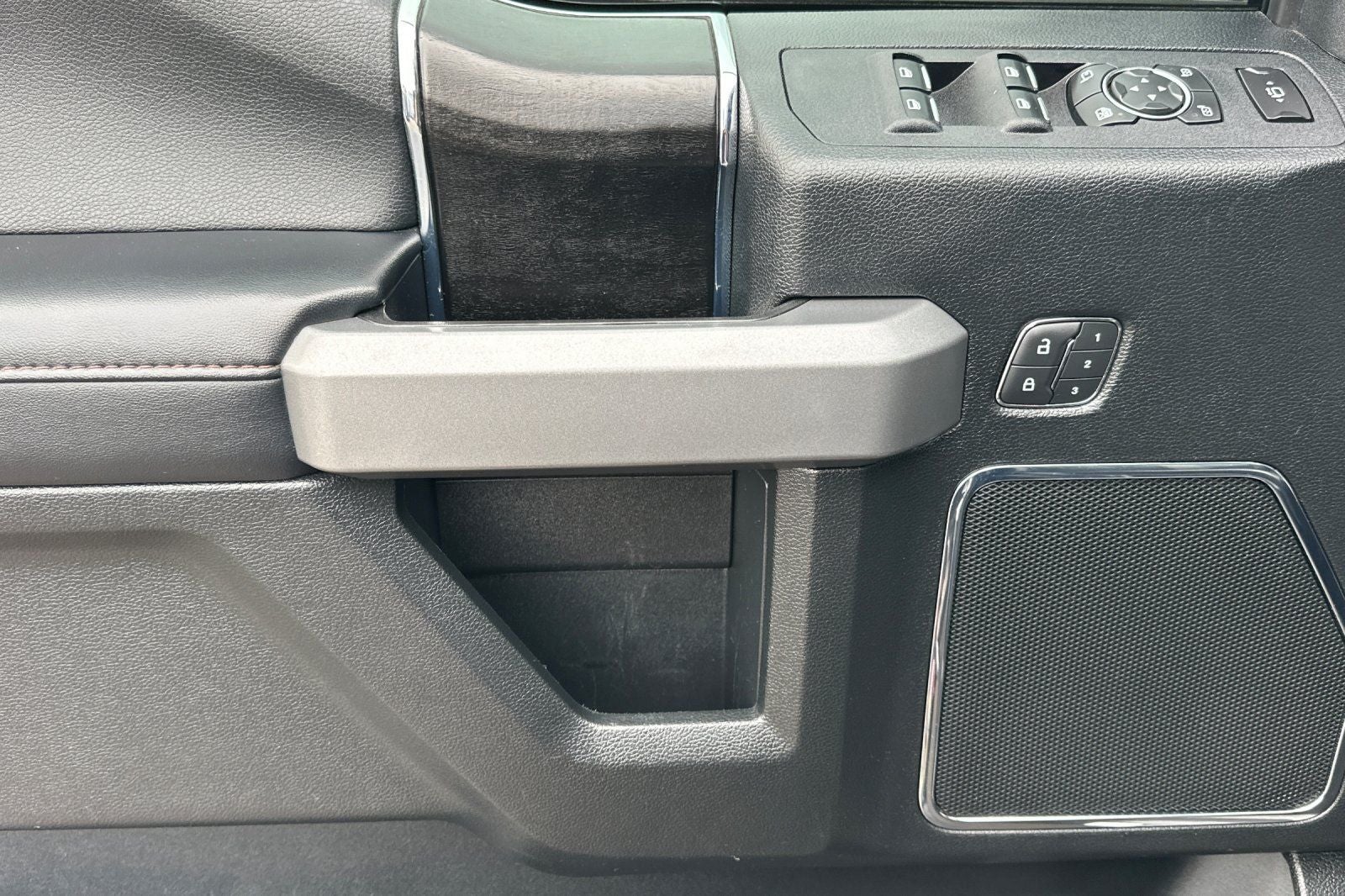 2019 Ford F-450SD Platinum