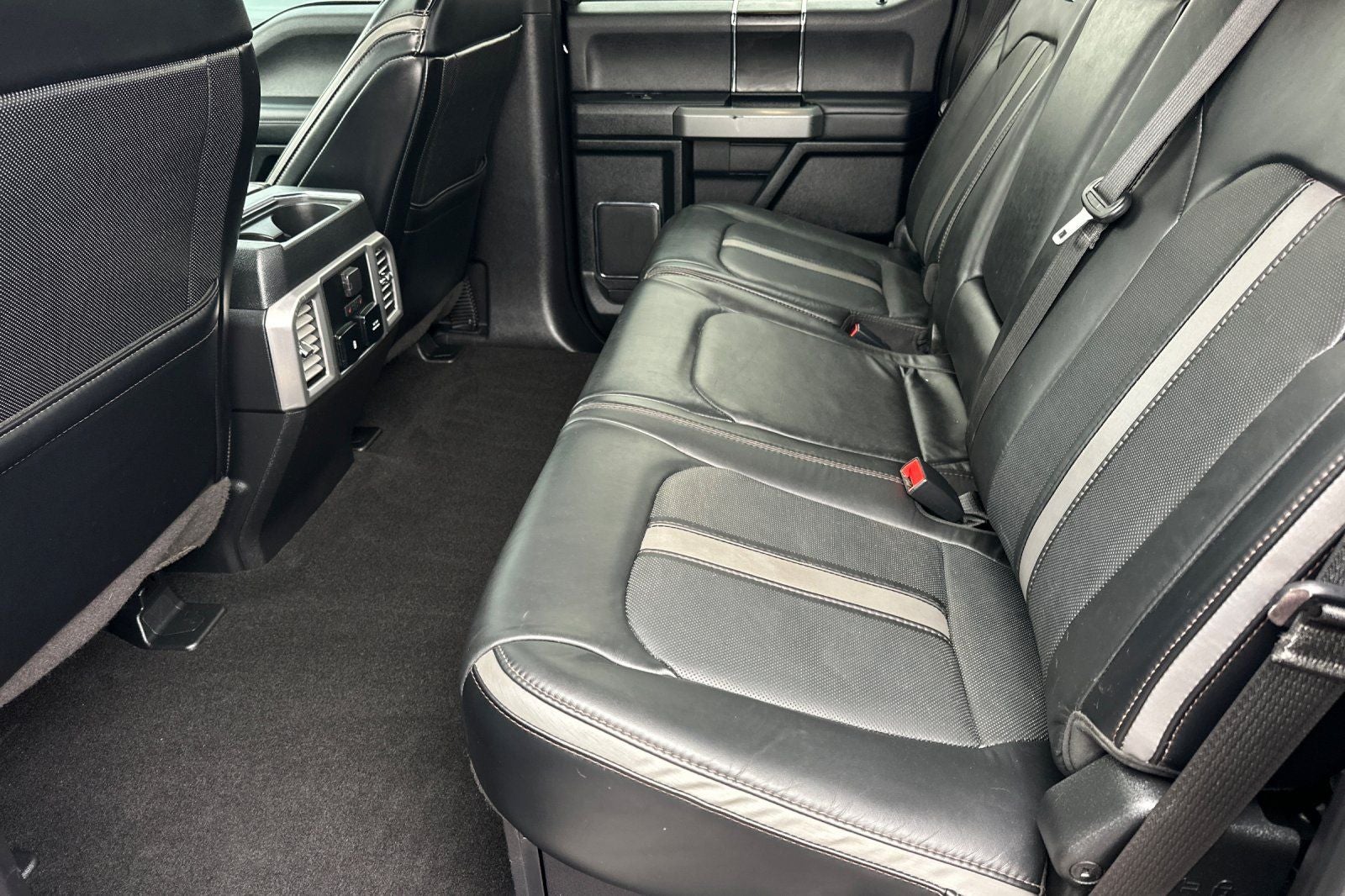 2019 Ford F-450SD Platinum