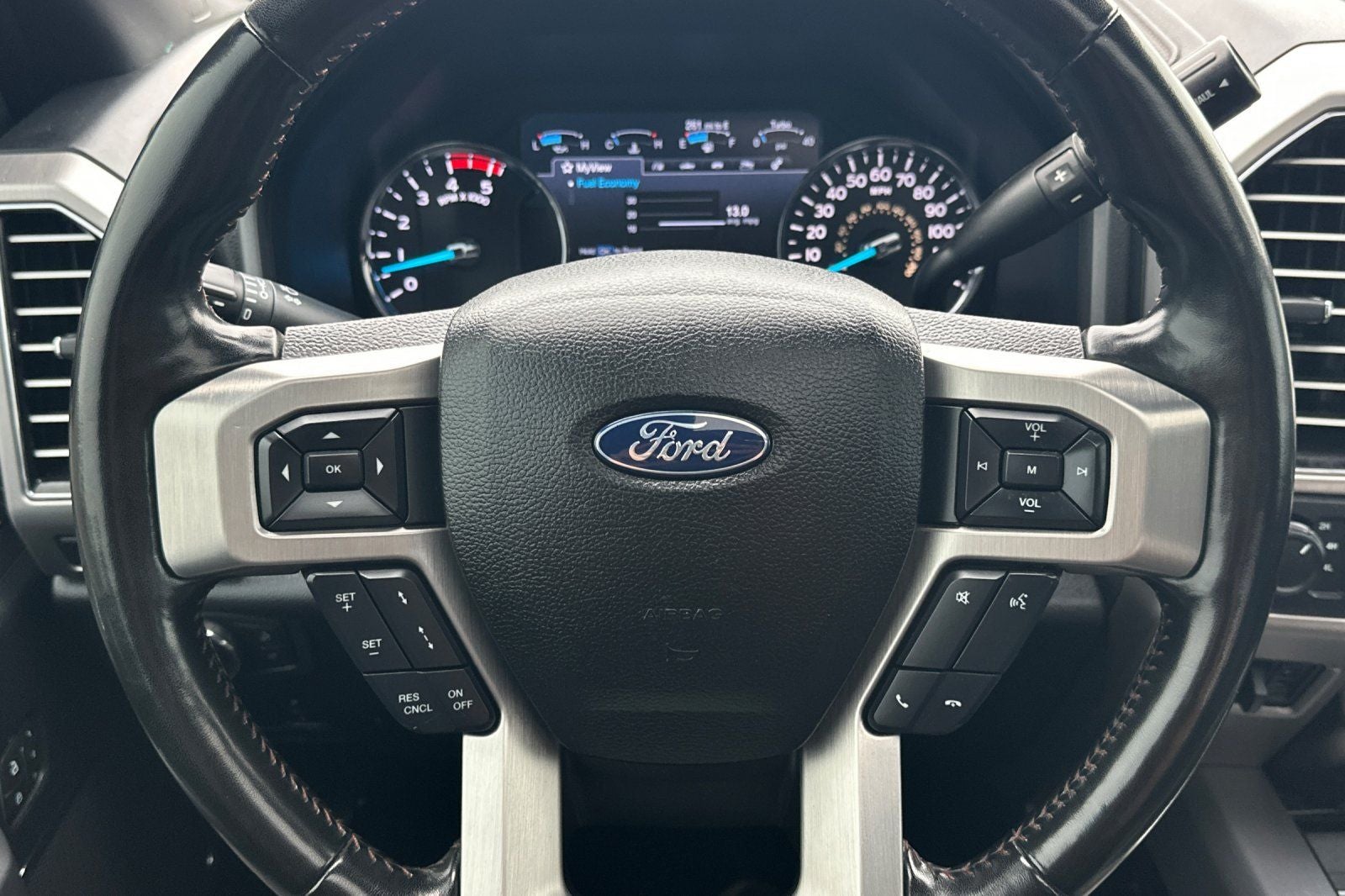 2019 Ford F-450SD Platinum