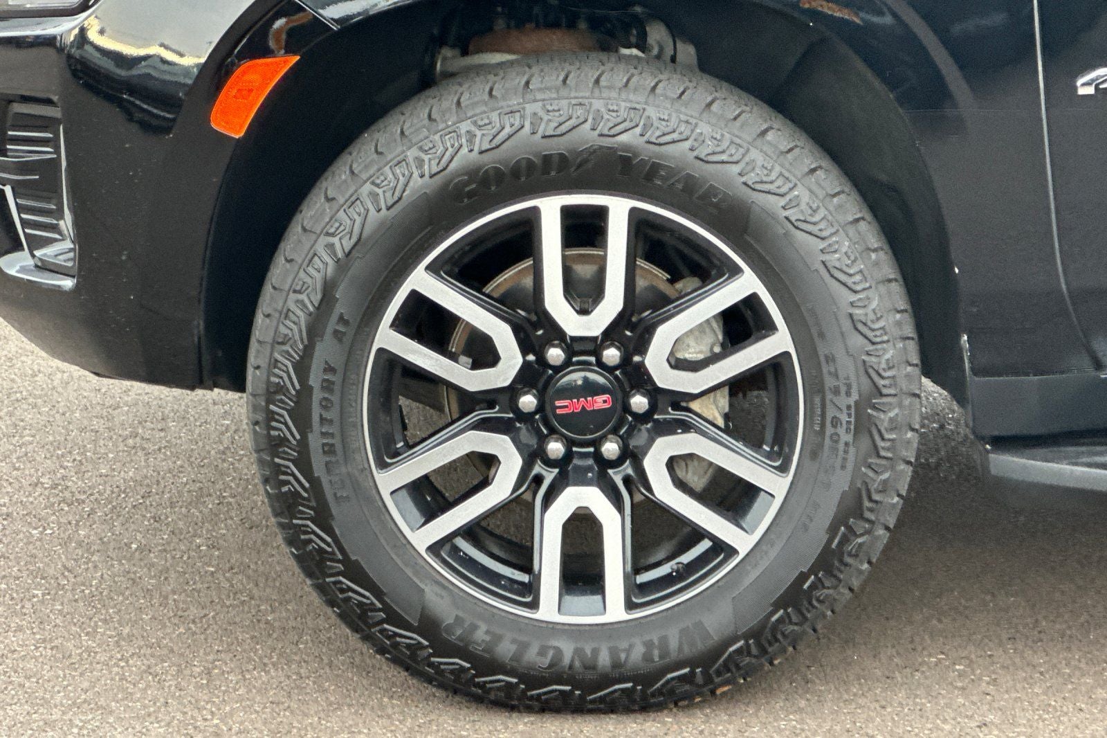 2024 GMC Yukon AT4