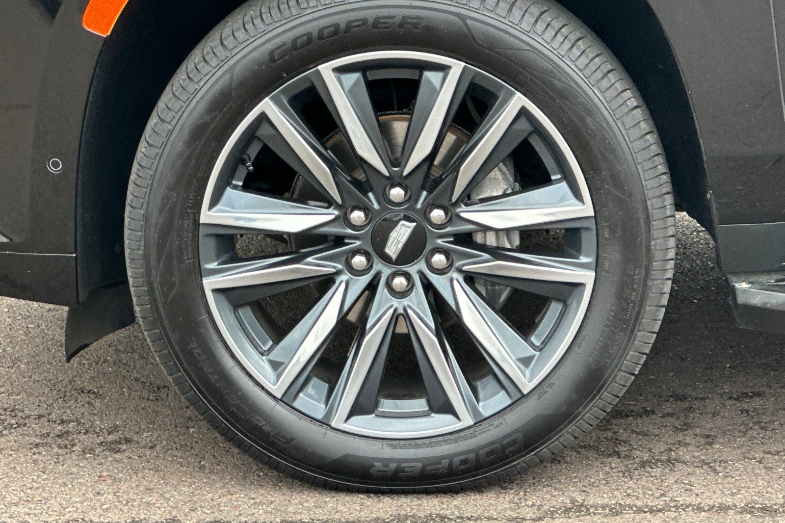2022 Cadillac Escalade Sport