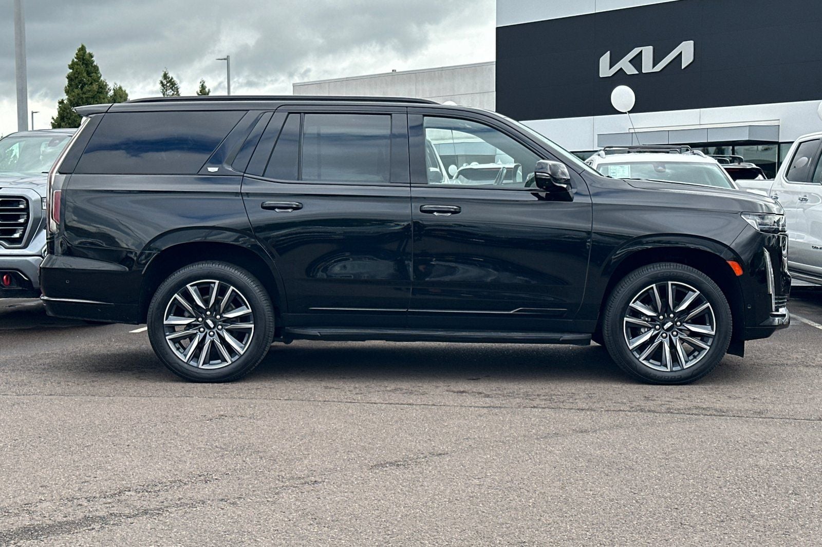 2022 Cadillac Escalade Sport