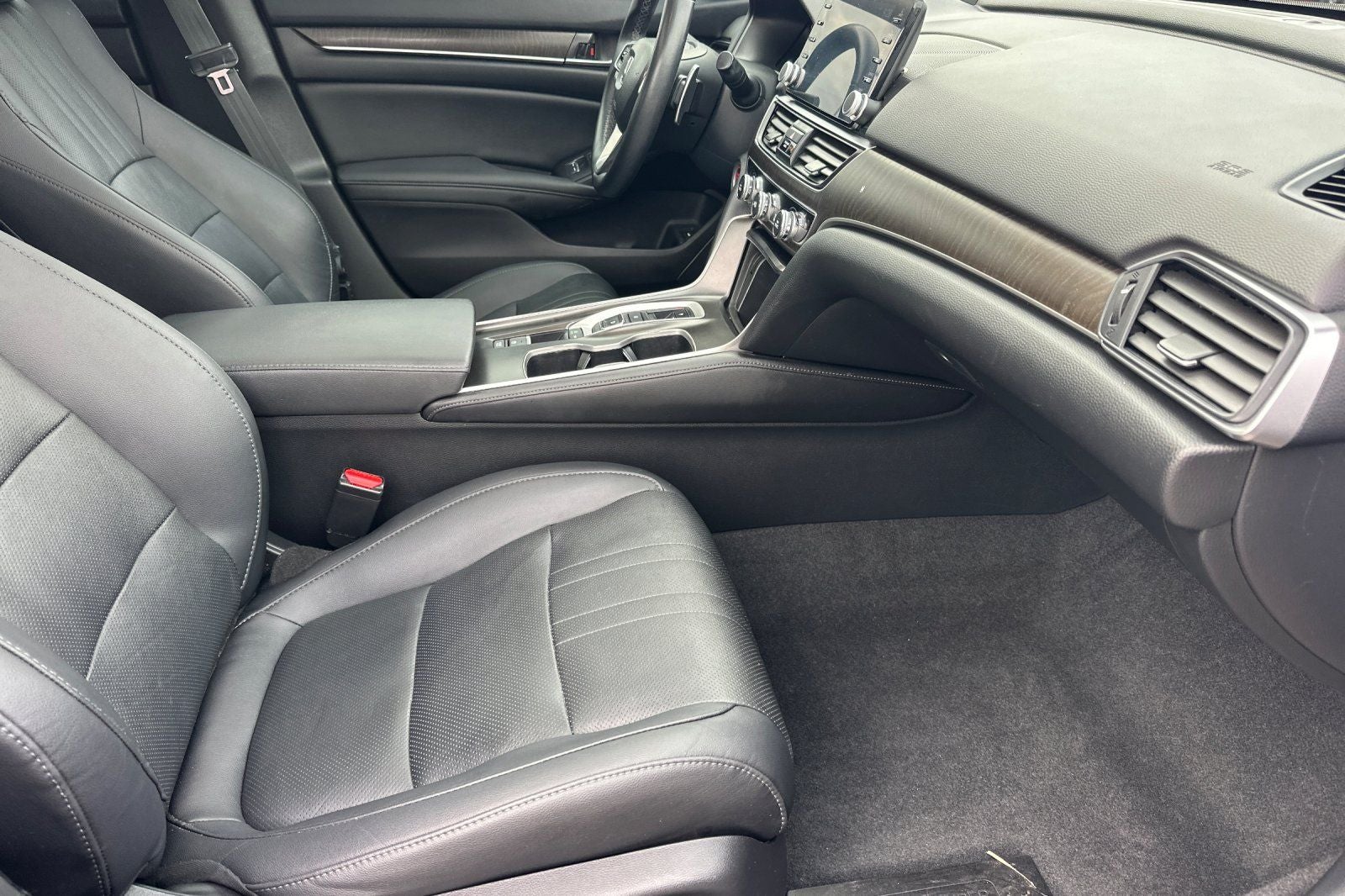 2020 Honda Accord Touring 2.0T
