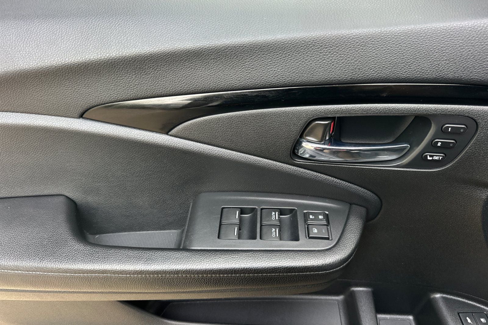 2017 Honda Pilot Elite