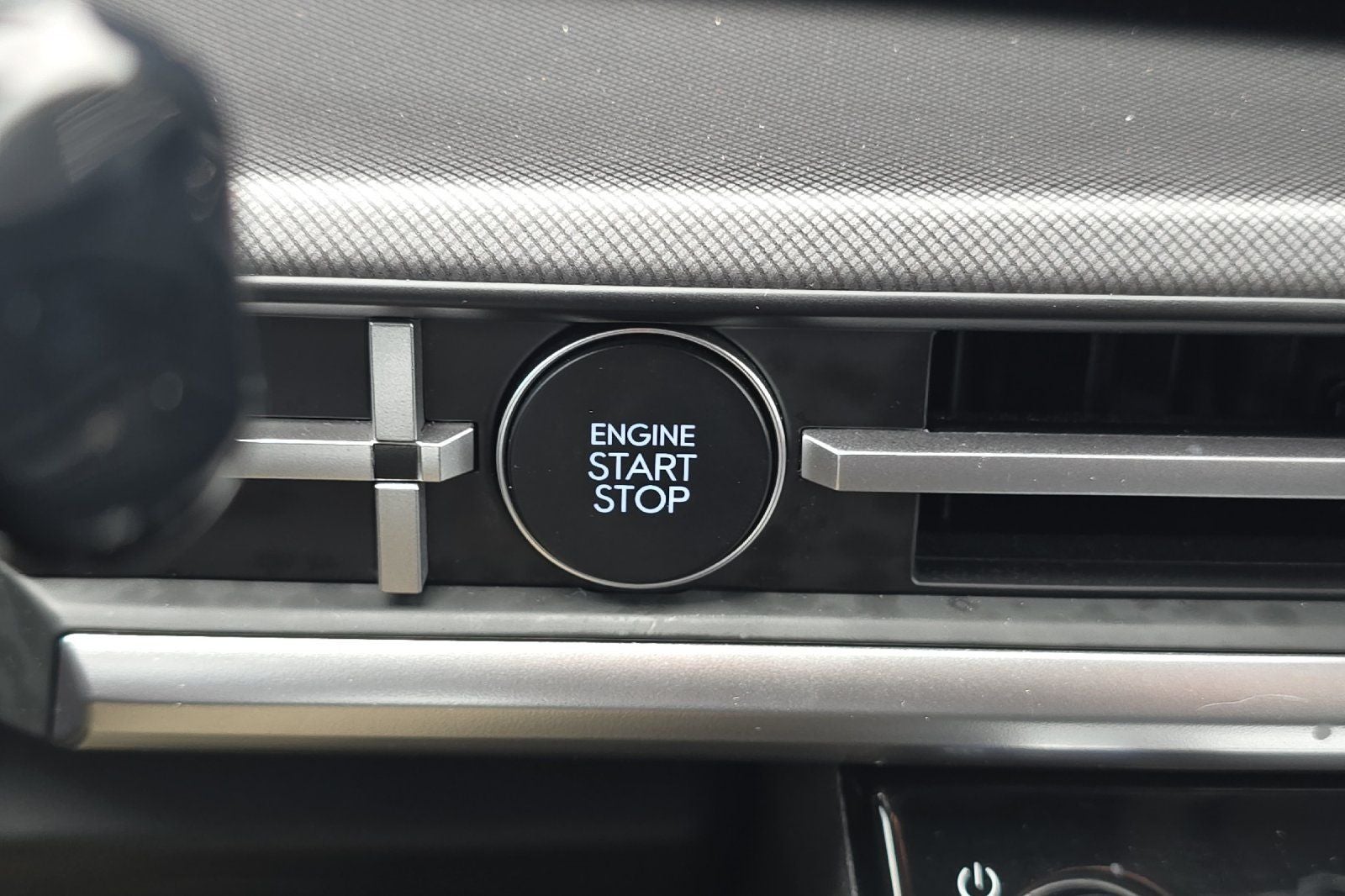 2025 Hyundai Santa Fe Hybrid SEL