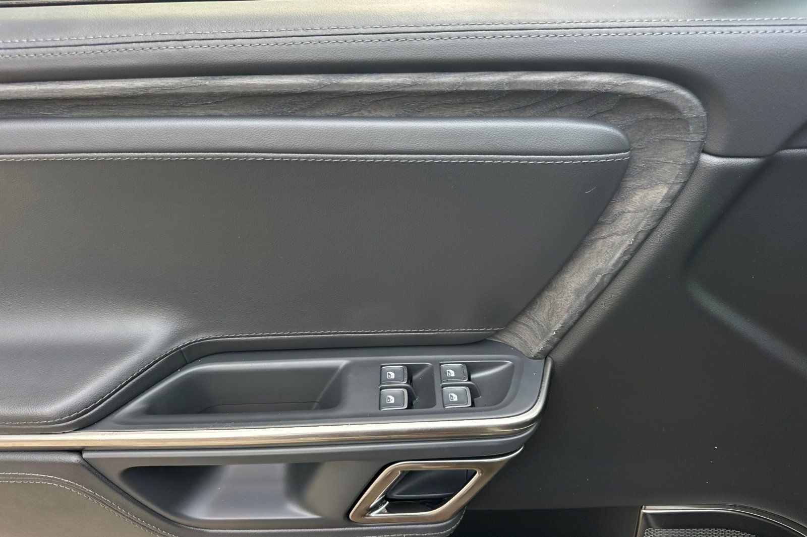 2023 Rivian R1T Adventure