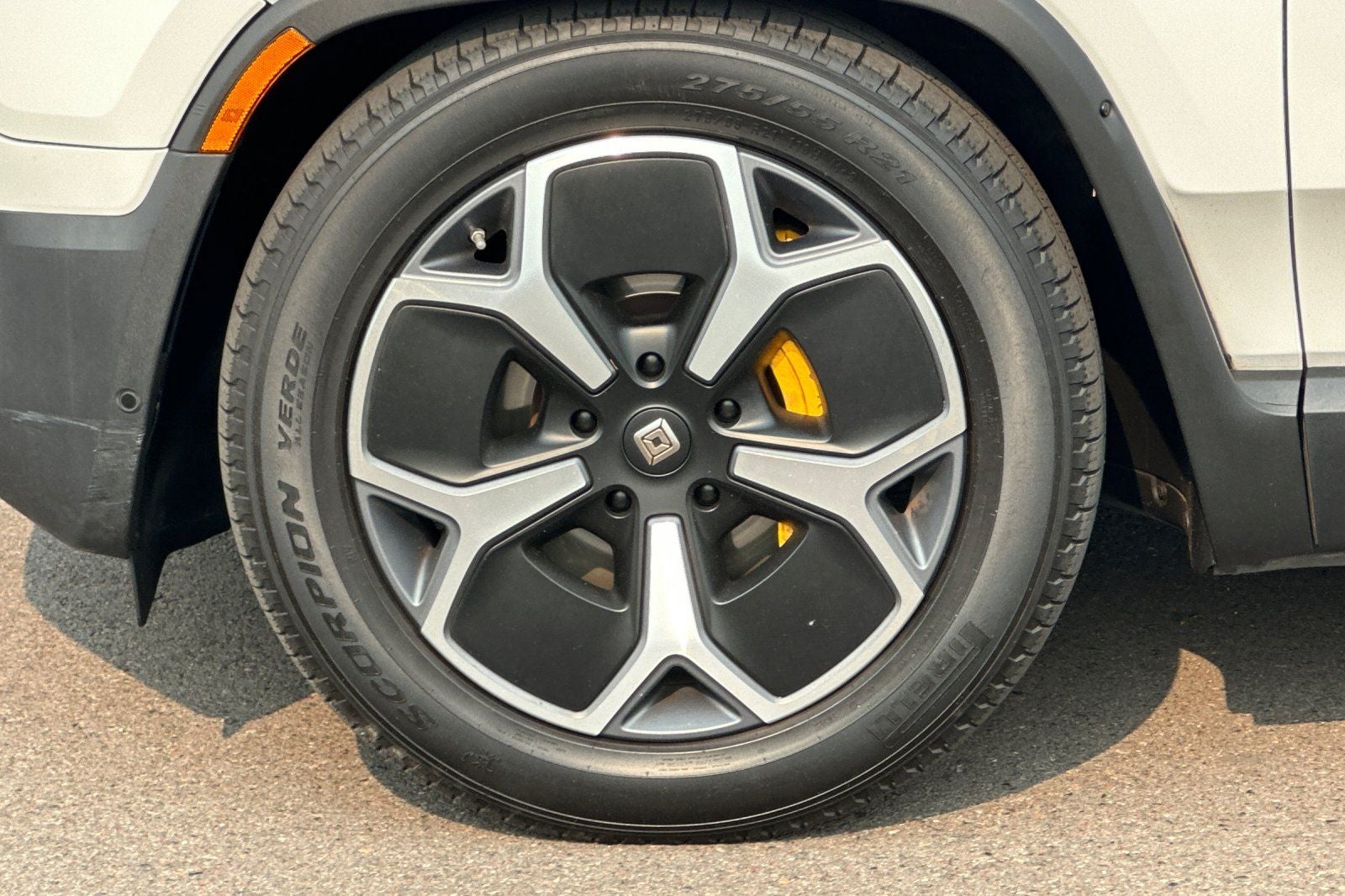 2023 Rivian R1T Adventure