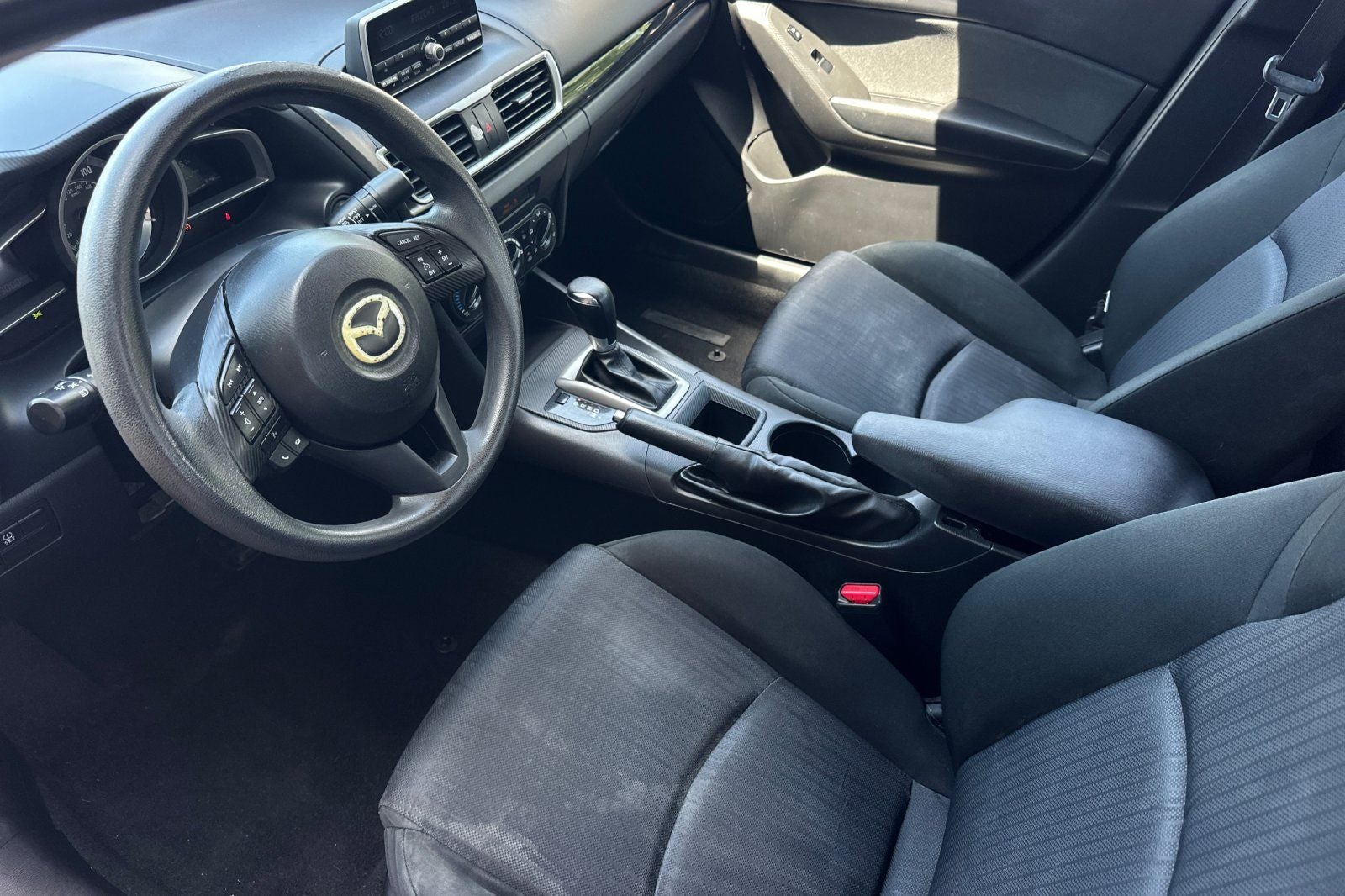 2014 Mazda Mazda3 i Sport