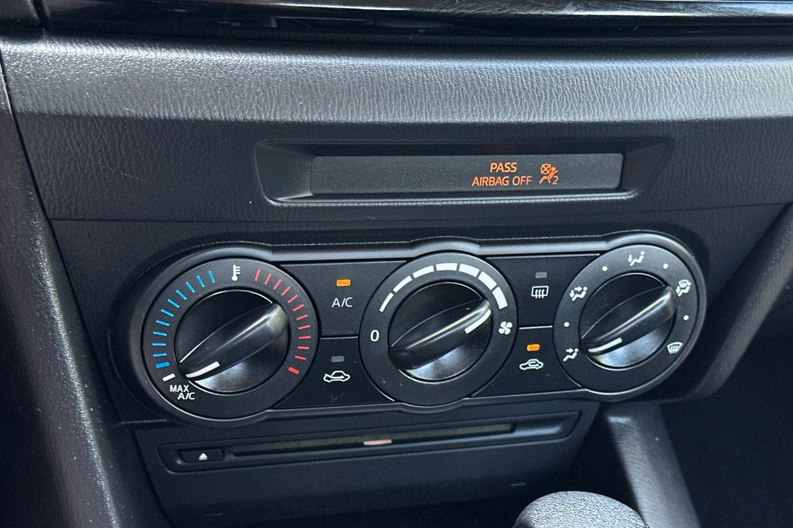 2014 Mazda Mazda3 i Sport