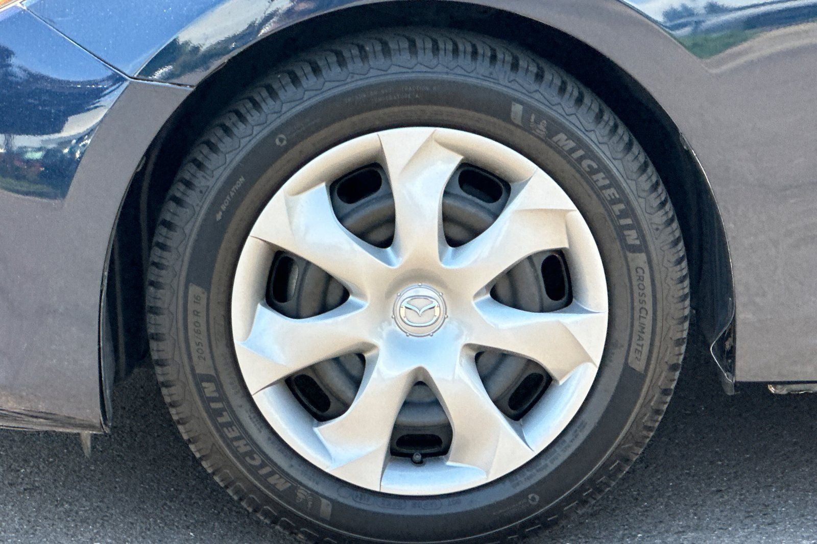 2014 Mazda Mazda3 i Sport
