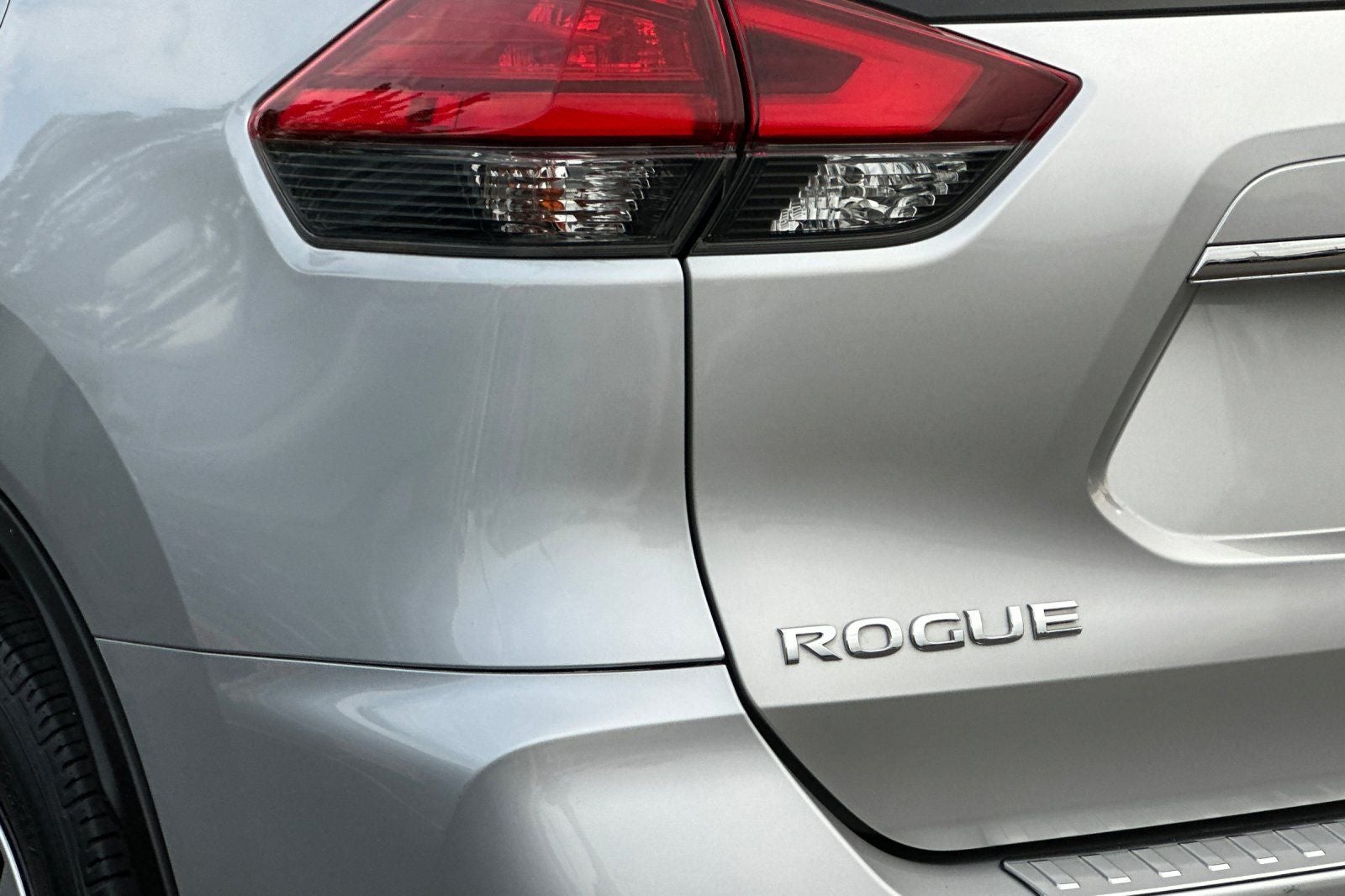 2017 Nissan Rogue S