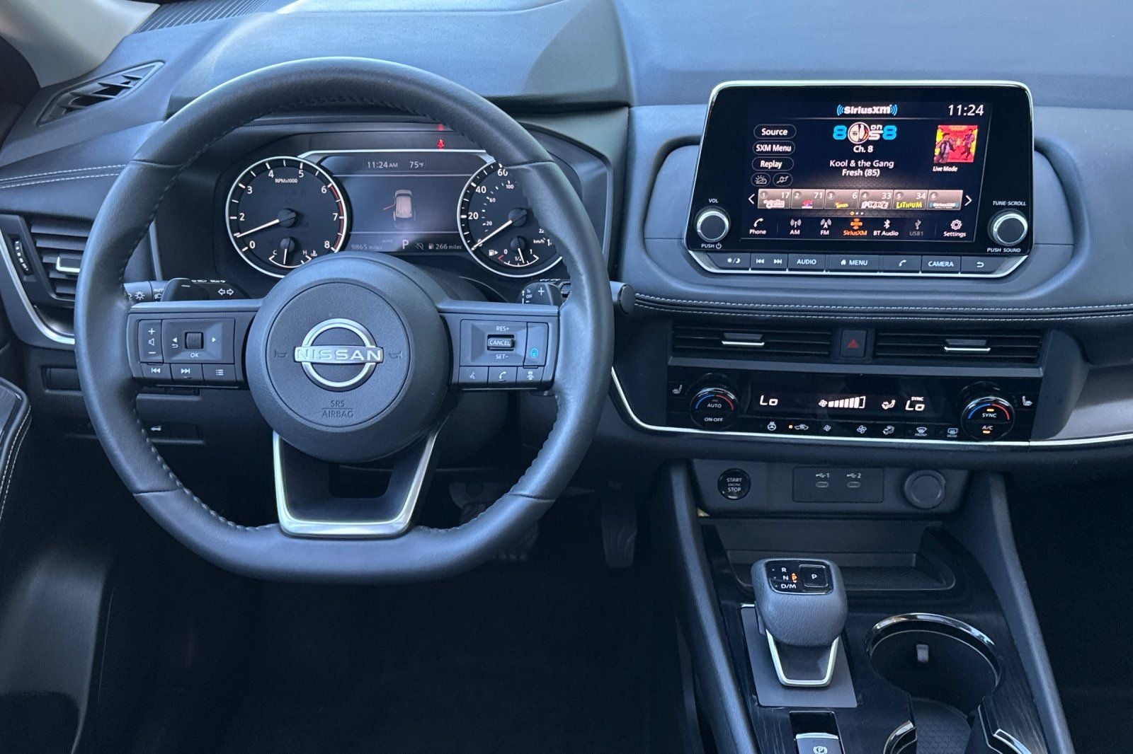 2024 Nissan Rogue SV