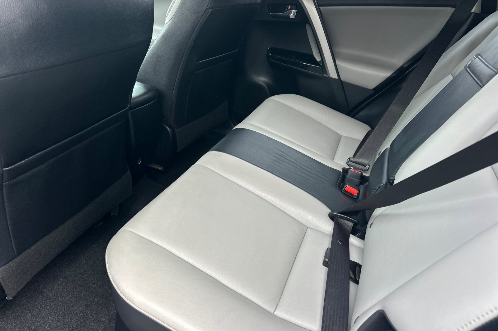 2016 Toyota RAV4 Hybrid Limited