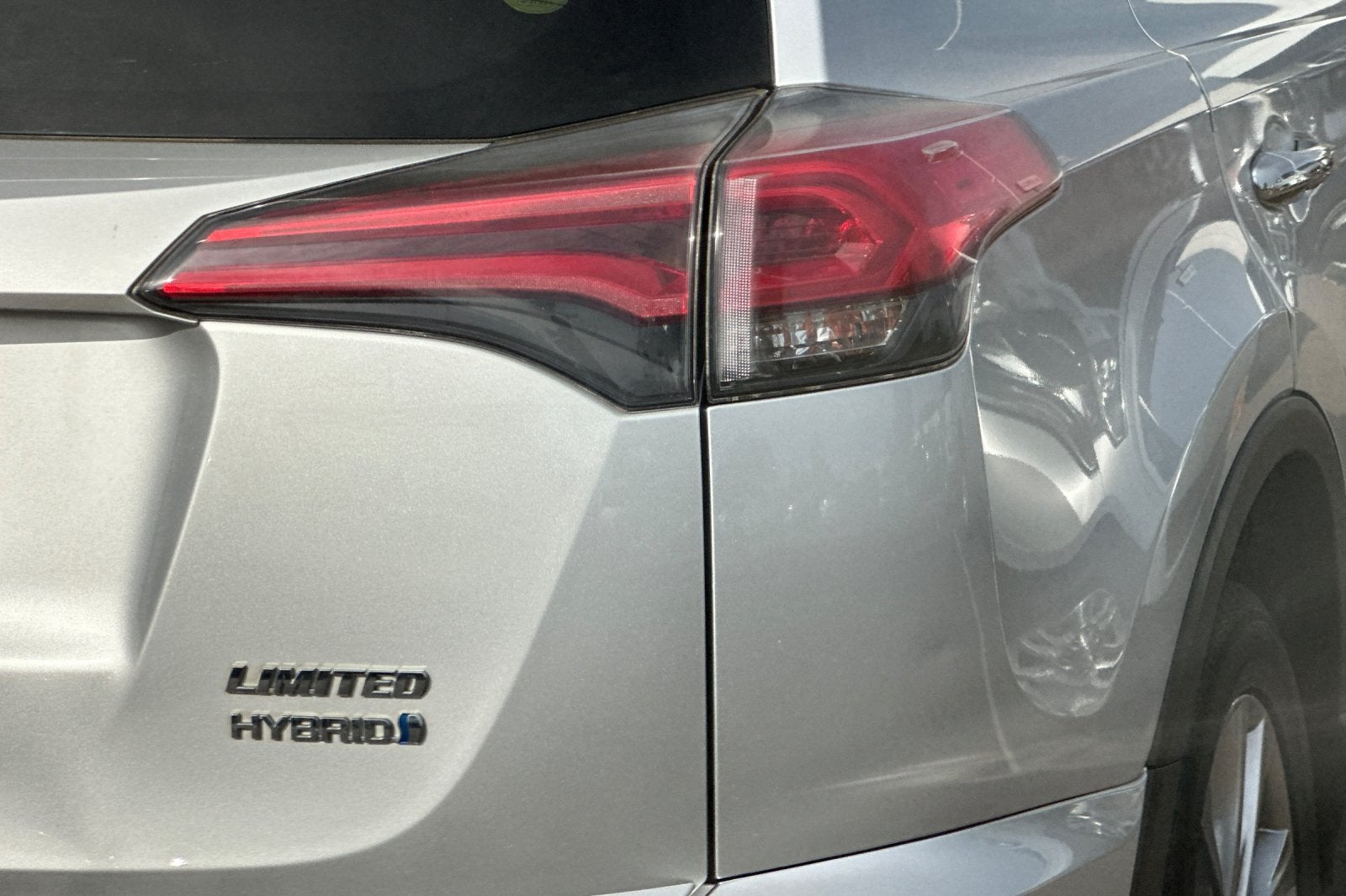 2016 Toyota RAV4 Hybrid Limited