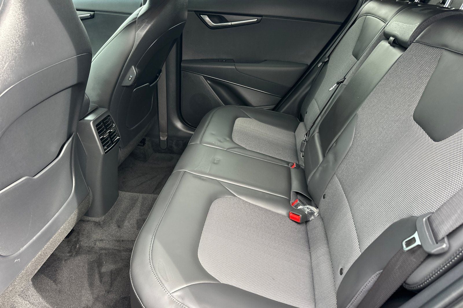 2024 Kia Niro EX
