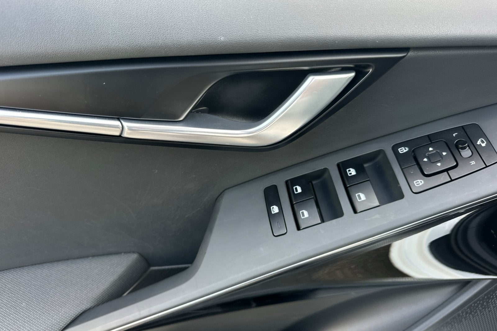2023 Kia Niro EX Touring