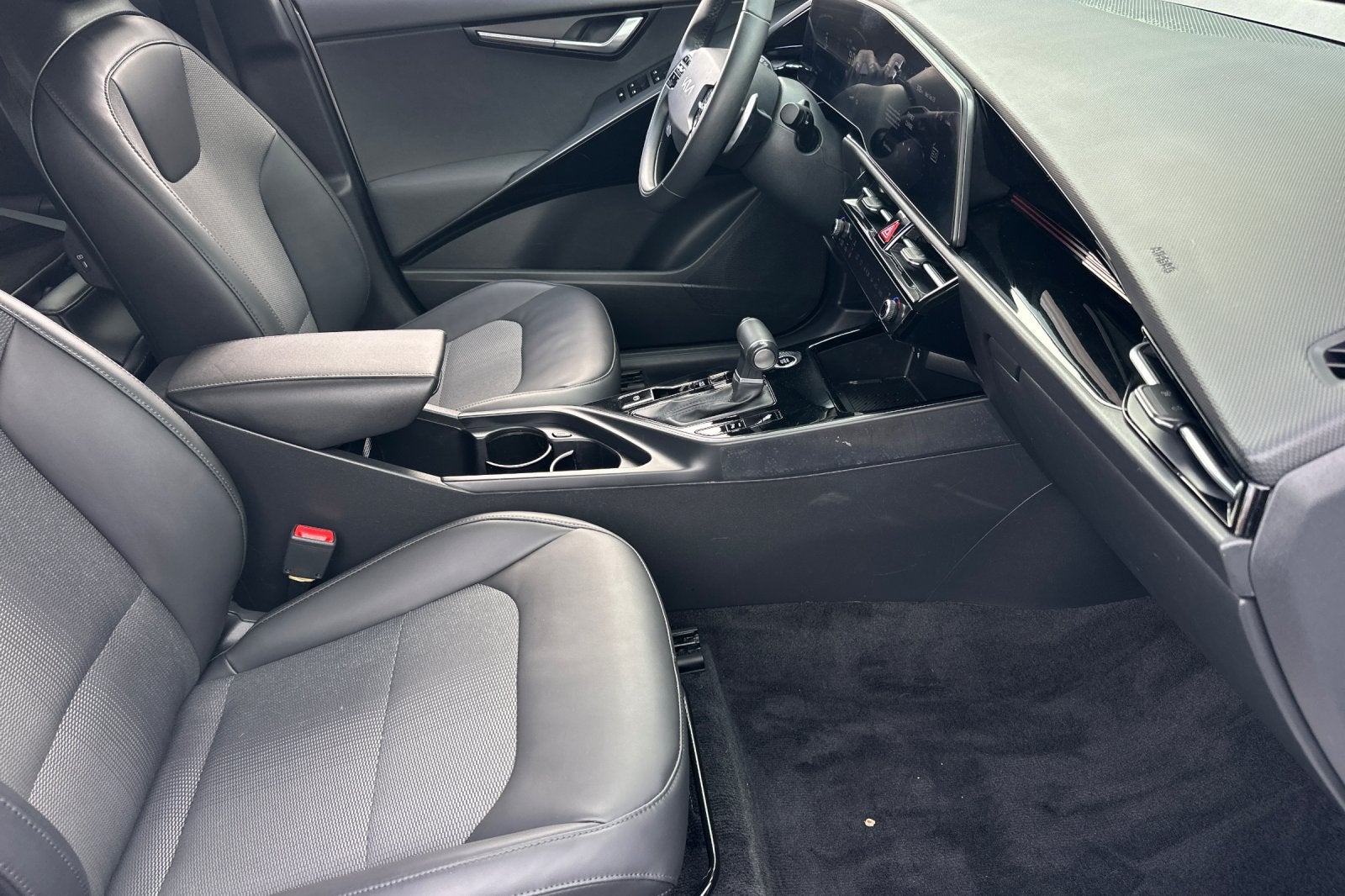 2023 Kia Niro EX Touring