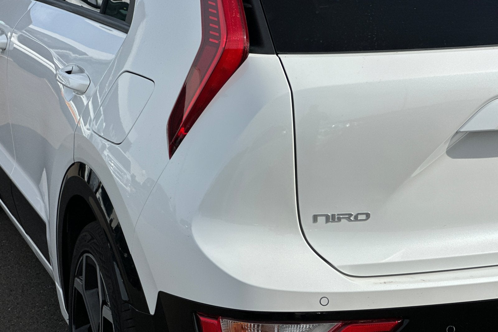 2023 Kia Niro EX Touring