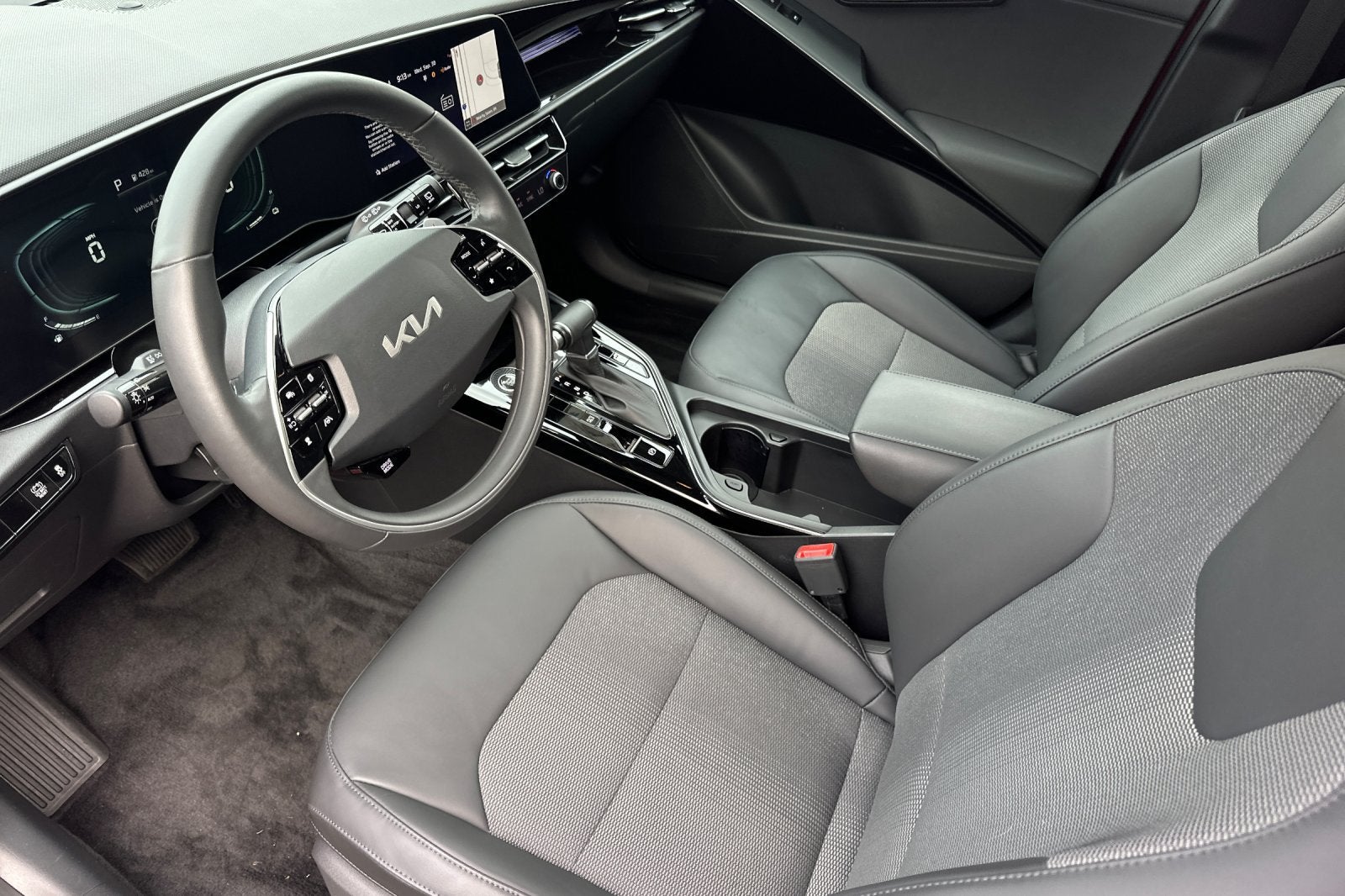 2024 Kia Niro EX