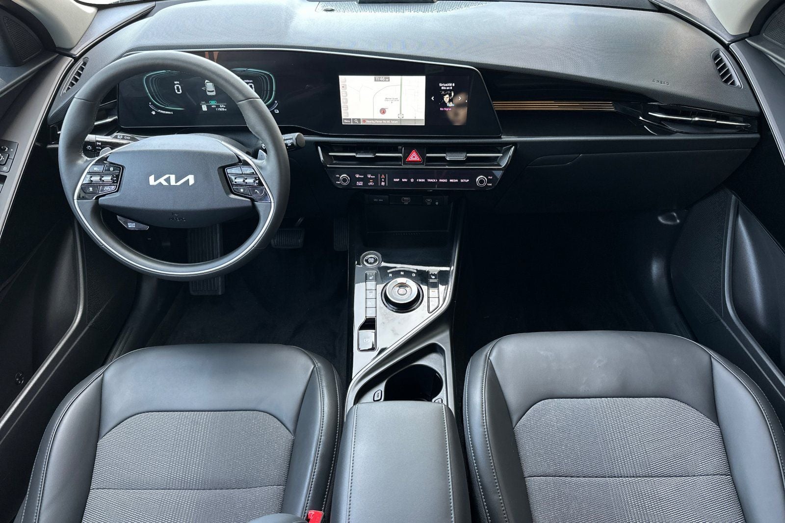 2024 Kia Niro Plug-In Hybrid EX