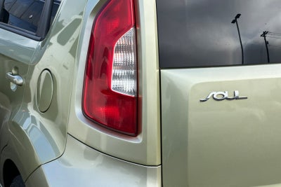 2013 Kia Soul Base
