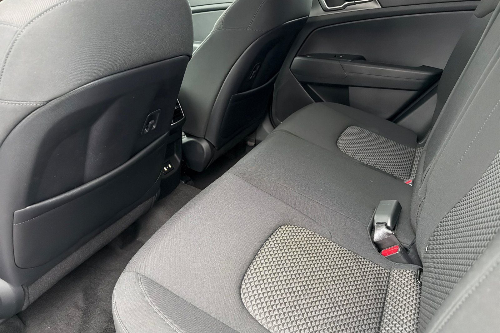 2026 Kia Sportage Hybrid S