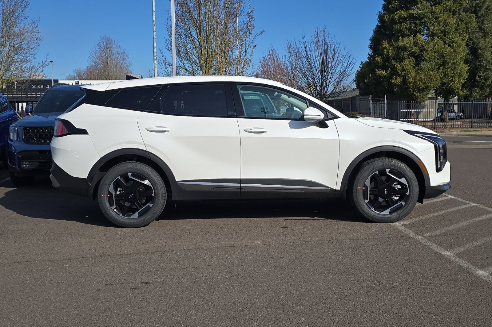 2026 Kia Sportage Hybrid S