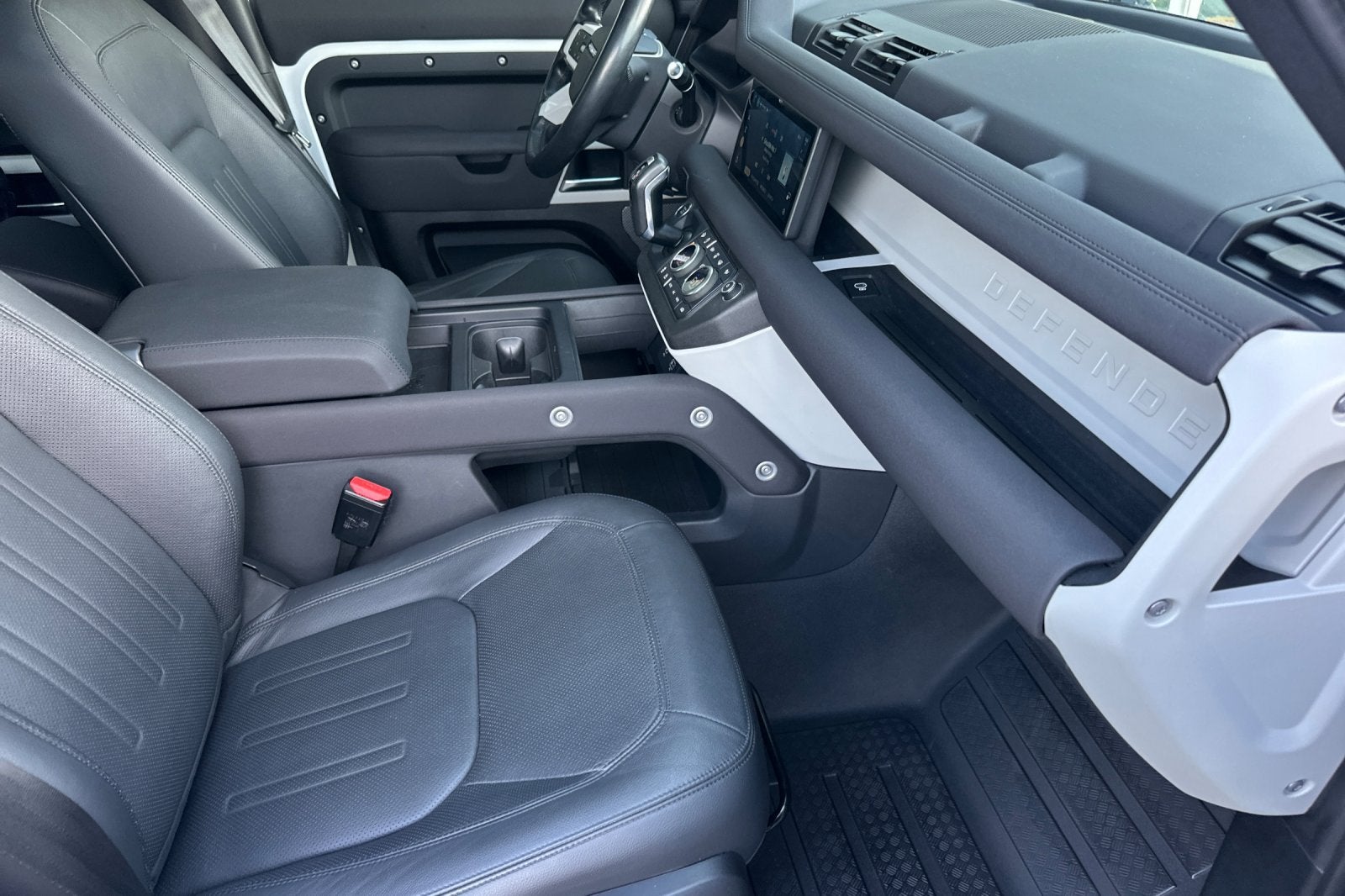 2022 Land Rover Defender 110 S