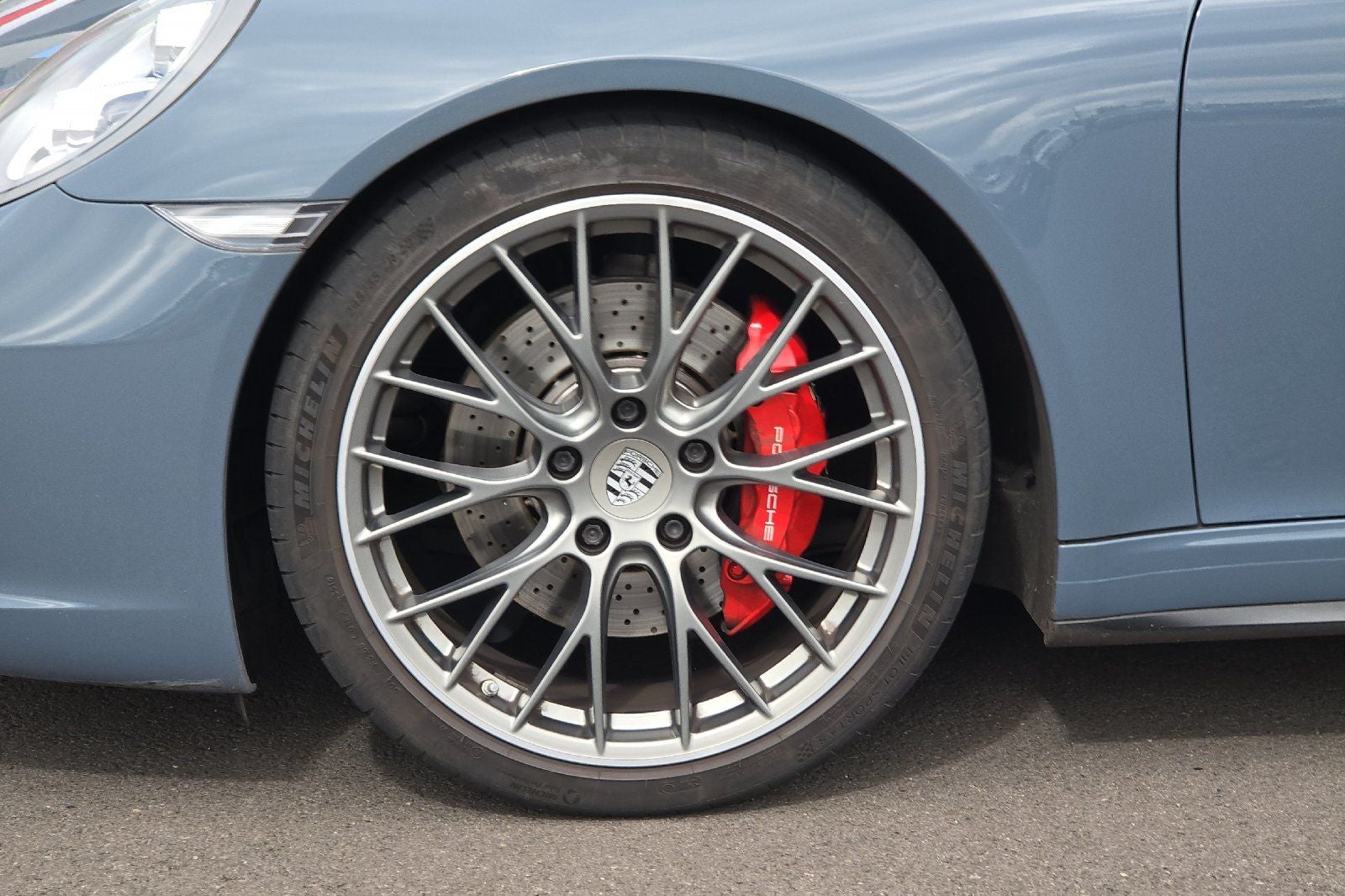 2017 Porsche 911 Carrera 4S