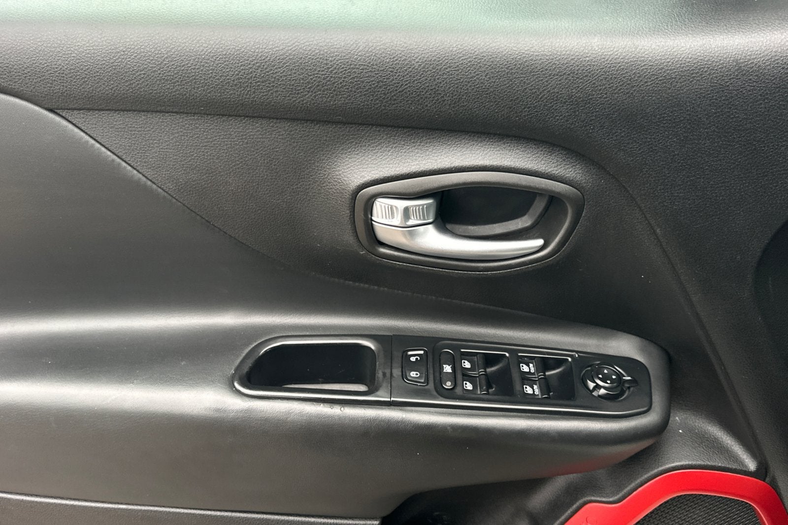 2017 Jeep Renegade Trailhawk