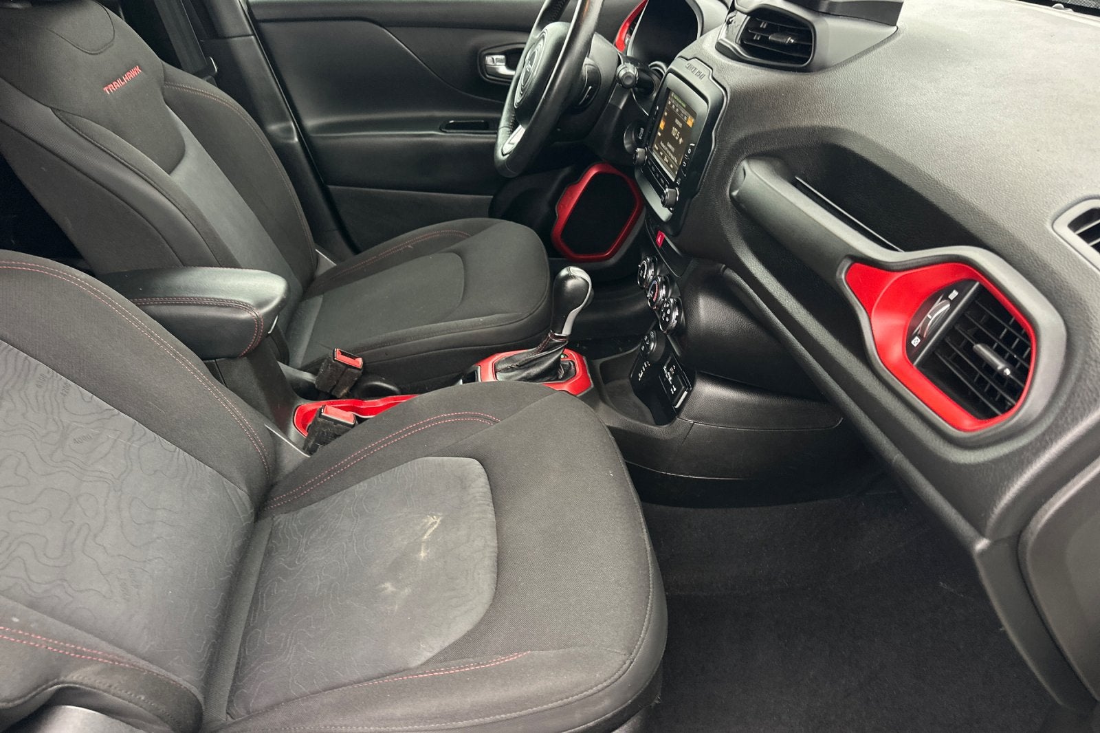 2017 Jeep Renegade Trailhawk